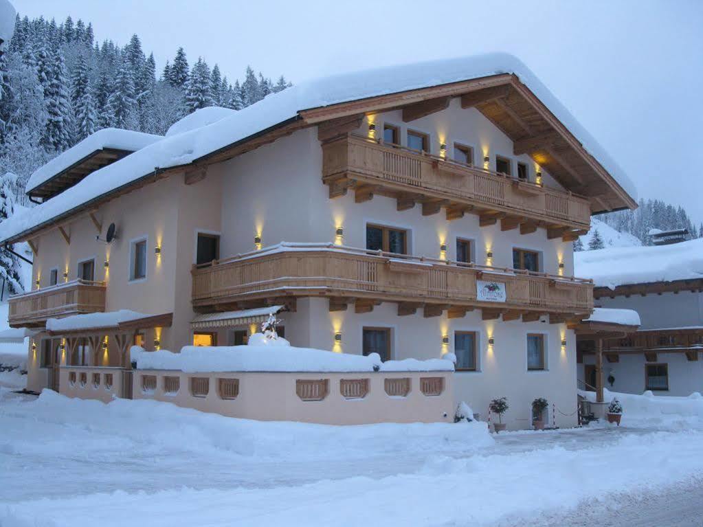 Alpenchalet Almrose เอาฟาค์ ภายนอก รูปภาพ