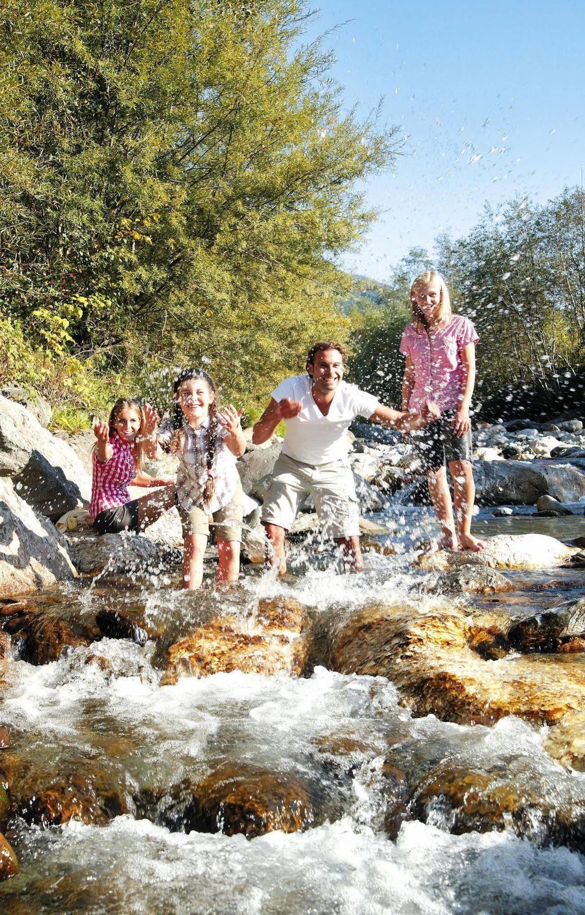 Alpenchalet Almrose เอาฟาค์ ภายนอก รูปภาพ